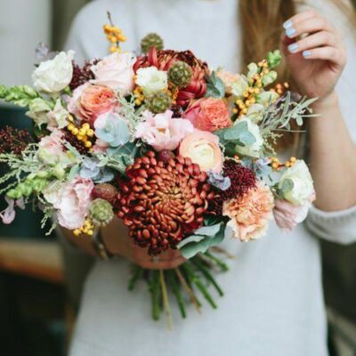Blumensträuße - Blumensträuße | Stöbern Sie in unserer großen Auswahl an Blumensträußen: Pastell-Kompositionen, Rosenbouquets, saisonale Mix-Sträuße & exklusive Arrangements.